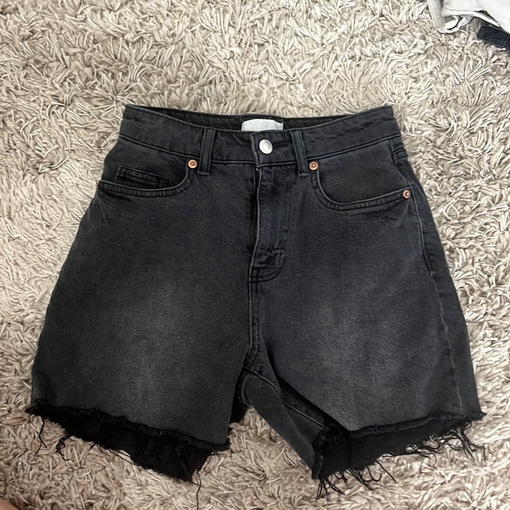 H&M black denim shorts